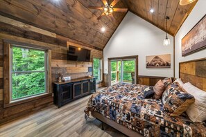 5 habitaciones, tabla de planchar con plancha, wifi y ropa de cama