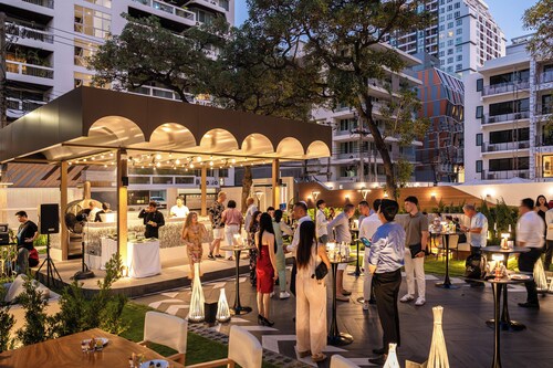 Floral Court Hotel & Residence Sukhumvit 13