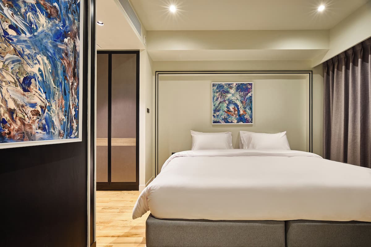 Deluxe Studio Suite, 1 Bedroom | 3 bedrooms, Egyptian cotton sheets, premium bedding, memory-foam beds