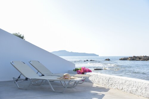 Seasound I. Amazing apartment into the sea