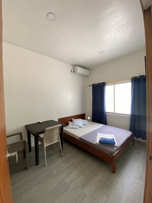 1 makuuhuone, työpöytä, ilmainen Wi-Fi, vuodevaatteet