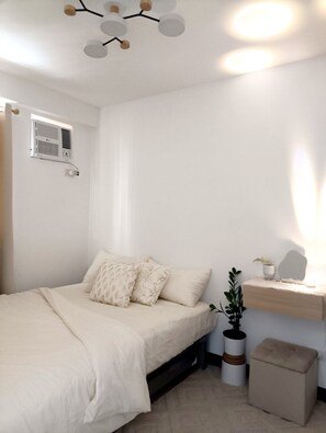 1 chambre, fer et planche Ă repasser, Wi-Fi, draps fournis
