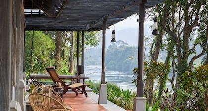 Periyar River lodge