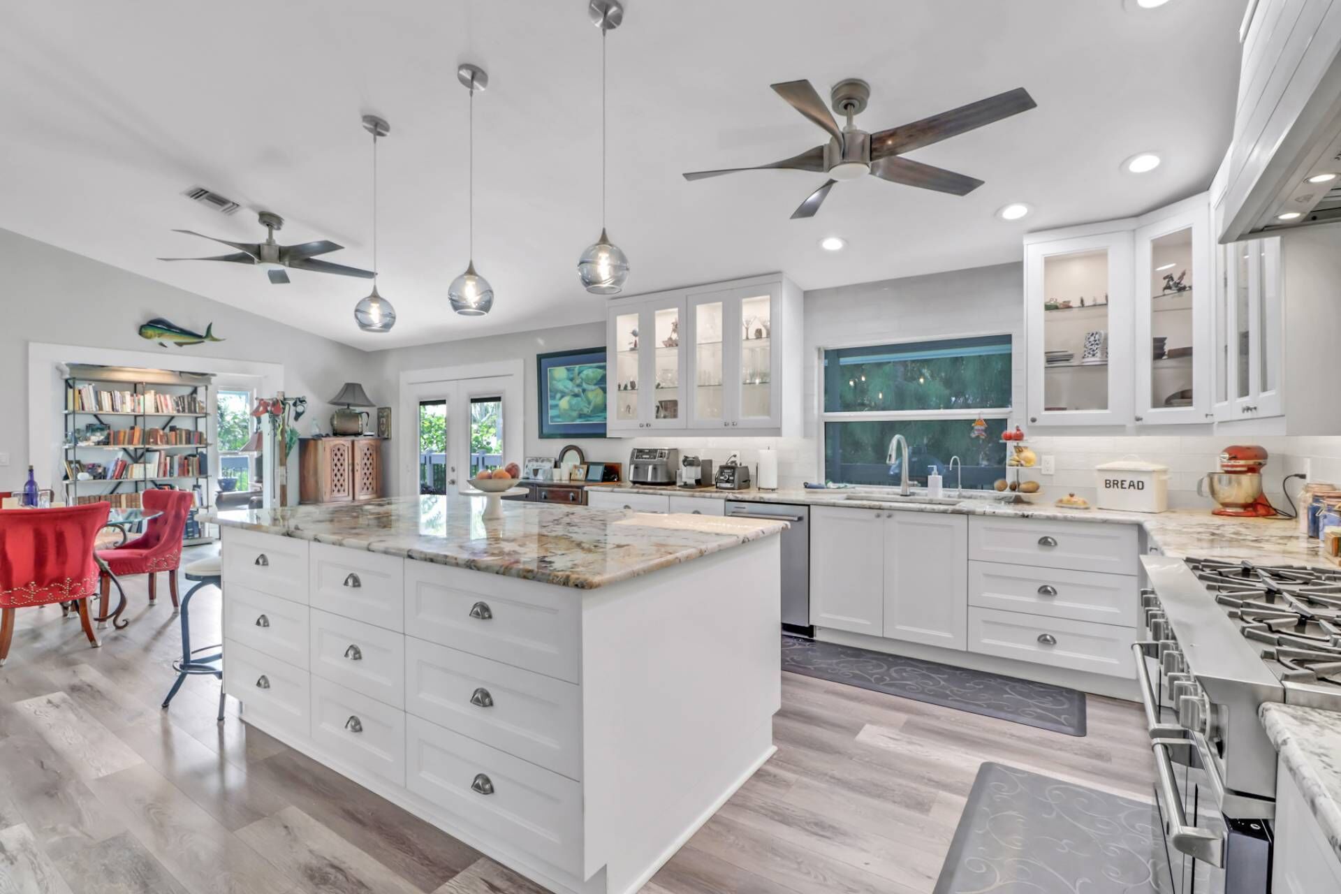 House (16501 Arbor Ridge Dr) | Private kitchen