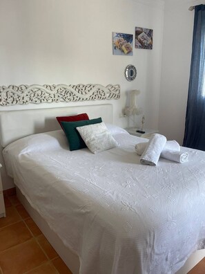 1 bedroom, iron/ironing board, Internet - Circus-goretti House in quiet and peaceful area (Mairena del Aljarafe)