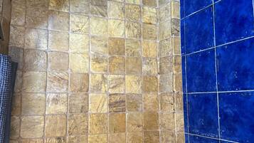 Ensemble douche/baignoire