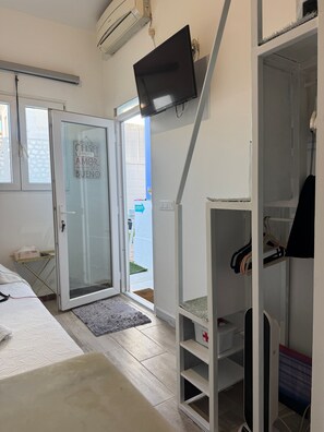 1 habitación, internet y acceso para silla de ruedas 