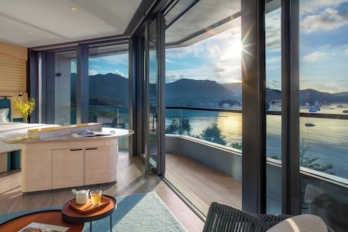 WM Hotel Hong Kong, Vignette Collection by IHG