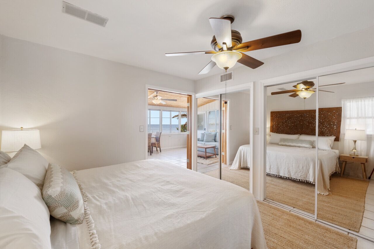 1 soveværelse, skrivebord, strygejern/strygebræt, weekendseng