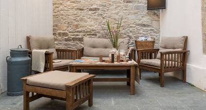 The Last Stamp - El Último Sello