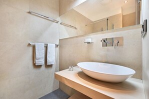 Hair dryer, towels