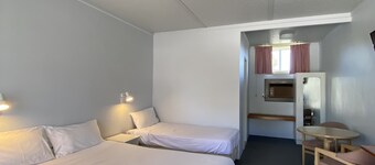 Acacia Rose Motor Inn