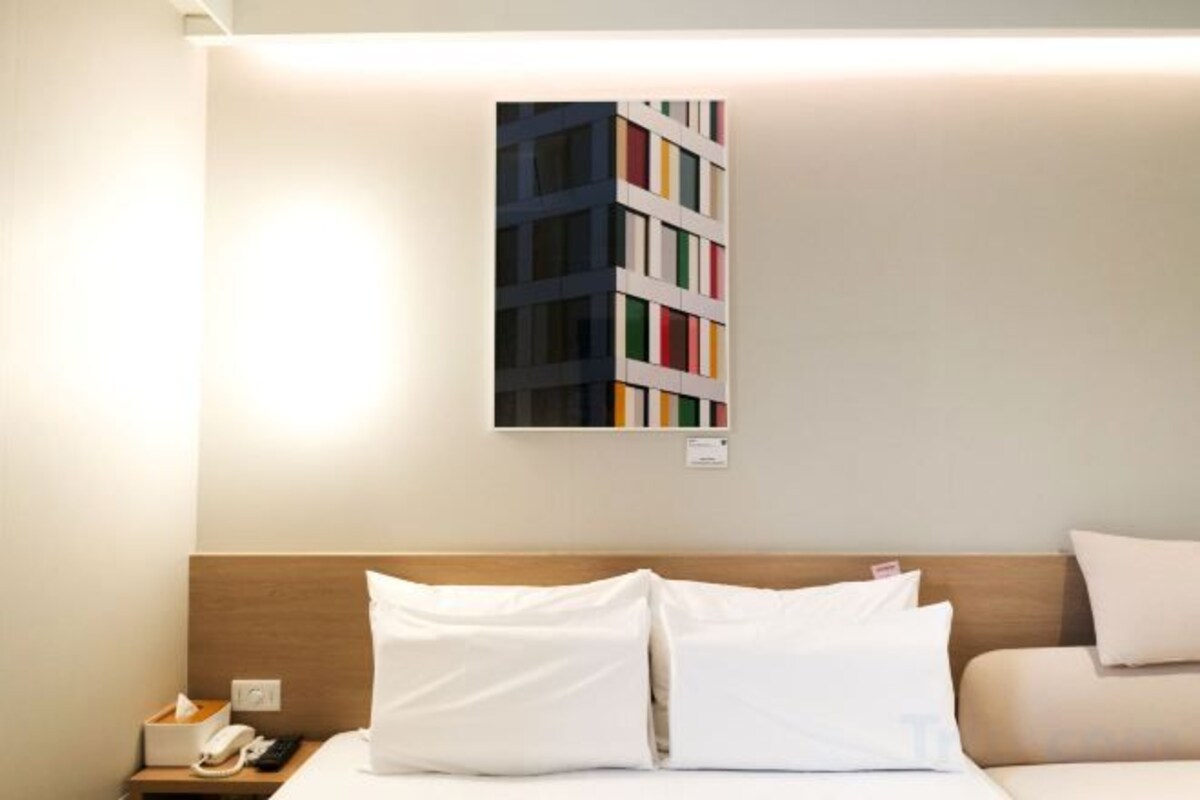 Ropa de cama de alta calidad, wifi gratis y ropa de cama 