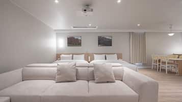 Movie SPA | 高級寢具、免費無線上網、床單