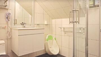 Business Room | Bathroom | Slippers