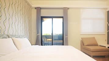 Deluxe Double Room Single Use | Desk, laptop workspace, blackout drapes, free WiFi