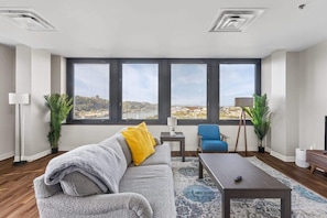 Televisión y oficina