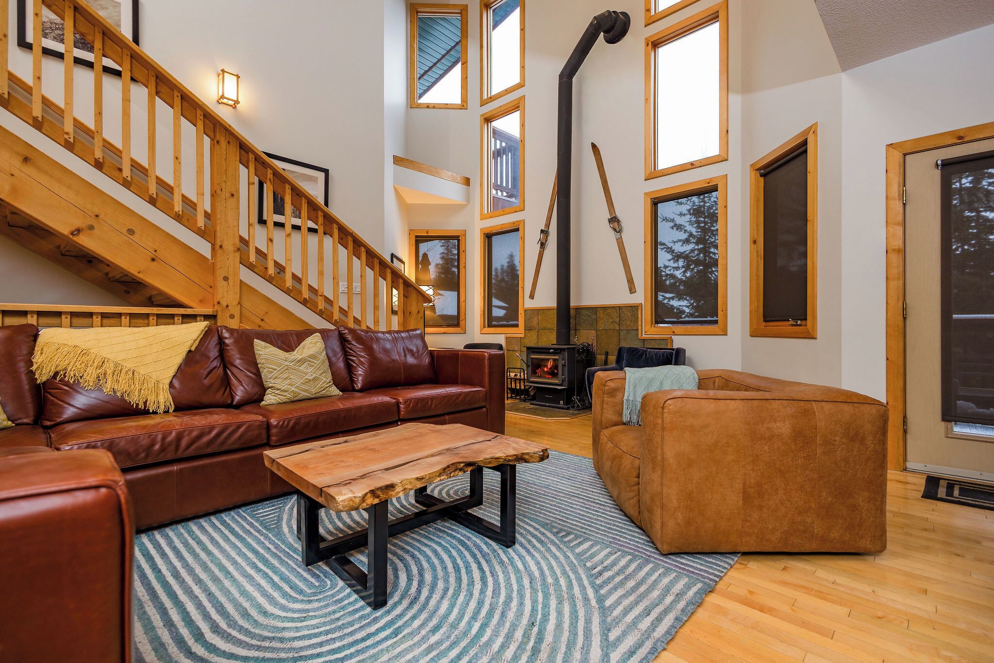 TV connectée, cheminée, baby-foot