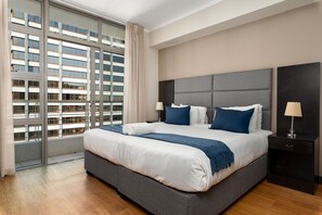 1 bedroom, in-room safe, laptop workspace, iron/ironing board - The Icon 1604 (Cape Town)