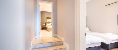 2 makuuhuonetta, silitysrauta/-lauta, Wi-Fi, vuodevaatteet