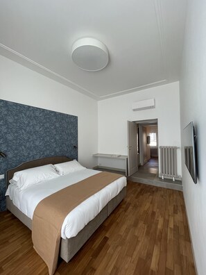 3 Schlafzimmer, Bügeleisen/Bügelbrett, WLAN, Bettwäsche