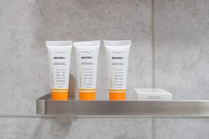 Interior detail - Cozy Kwiatowa Studio by Renters (Poznan)