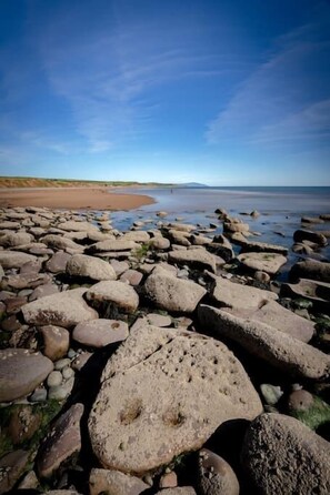 Beach - Cottage with Seaview near the Lakes National Park (Cumbria)