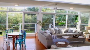 Smart TV, fireplace, DVD player