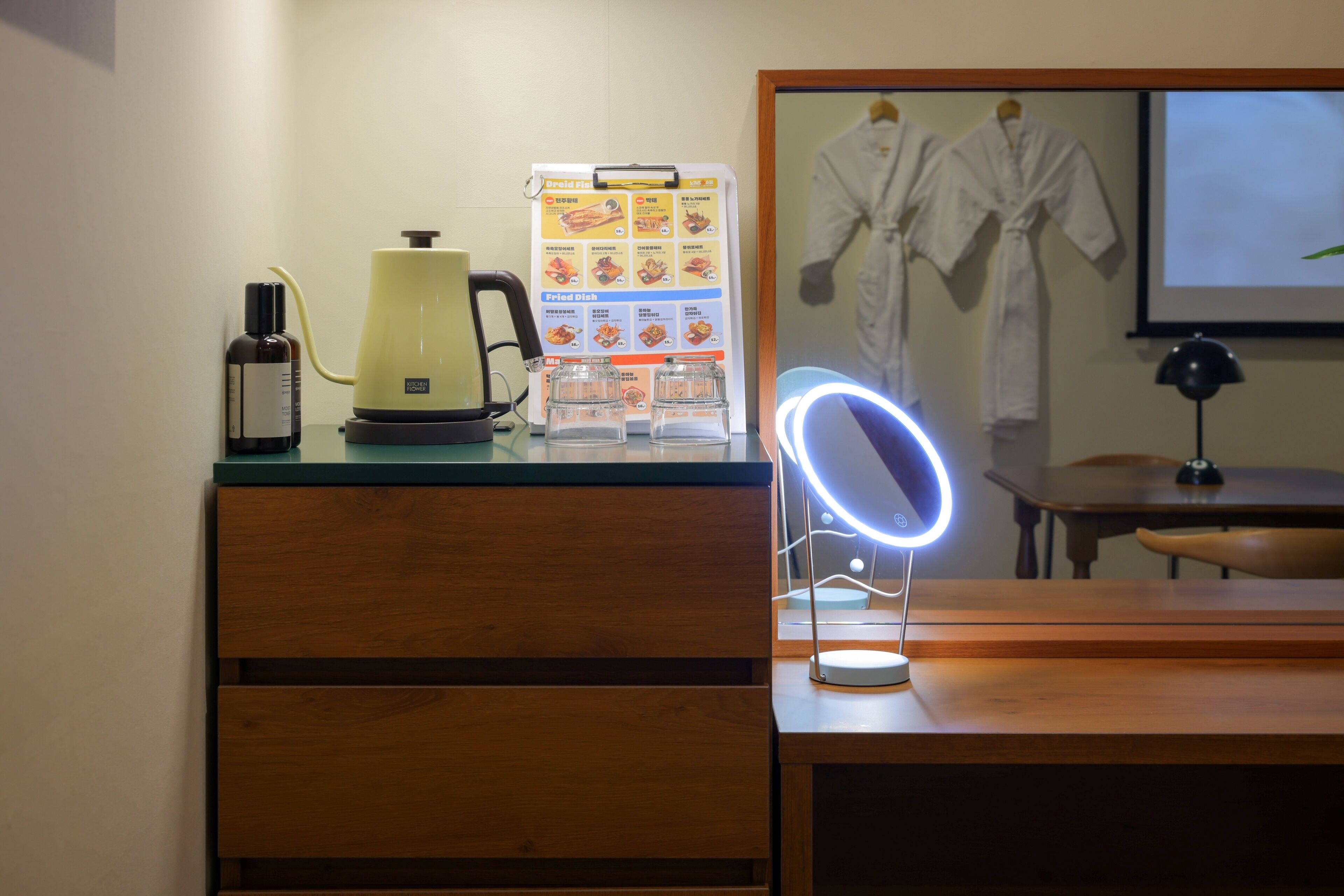 Luxe beddengoed, donsdekens, pillowtop-bedden, individueel gedecoreerd