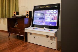 Party B | Premium-sengetøj, dundyner, senge med topmadrasser, individuelt design