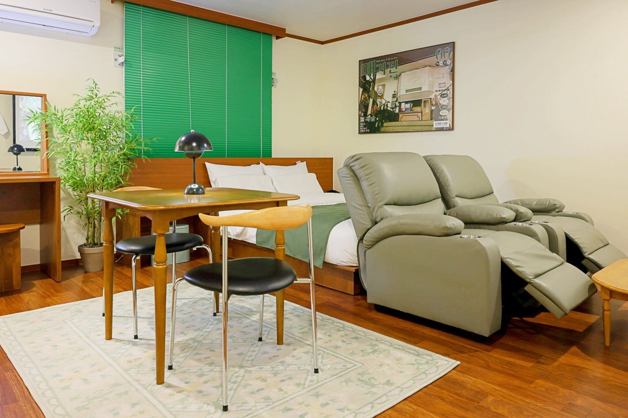 고급 침구, 오리/거위털 이불, 필로우탑 침대, 각각 다른 스타일의 인테리어