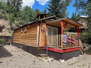 تفاصيل الفندق من الخارج