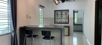 Eyu Sweet Home in Sitiawan 12-13pax Free Wi-fi