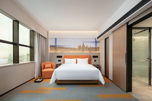 Luxury Single Room | 1 bedroom, premium bedding, minibar, in-room safe