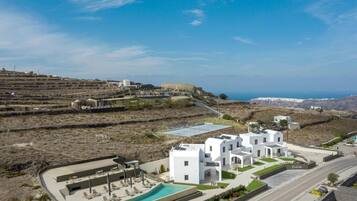 บริเวณภายนอก