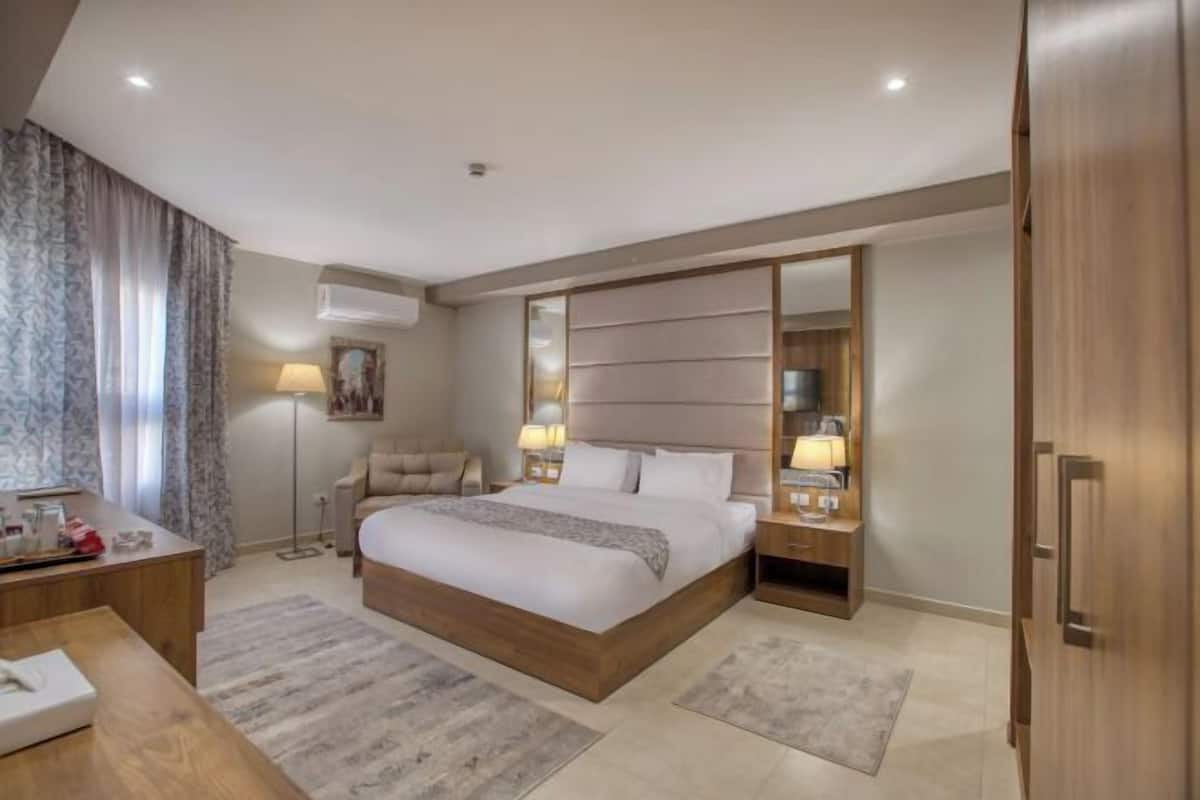 1 bedroom, minibar, soundproofing, iron/ironing board