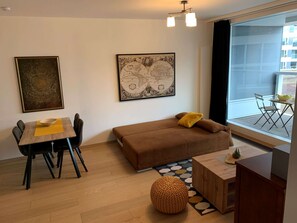 スマートテレビ、ステレオ