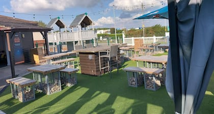 2 Brightholme 6 Berth With Decking & Enclosed Gard