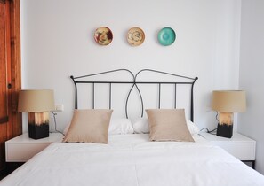 3 bedrooms, down duvets, individually furnished, soundproofing