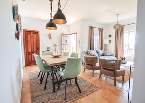 Villa panorámica | Zona de estar