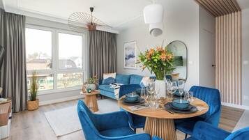 Deluxe Apartment | In-room dining