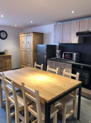 Private kitchen - Appartement LES Perdrix (Risoul)