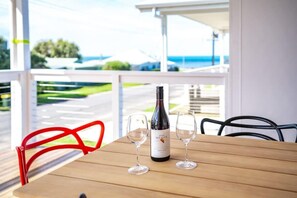 Outdoor dining - 5 Tabernacle Rd Encounter Bay-Electric CarCharging (Encounter Bay)