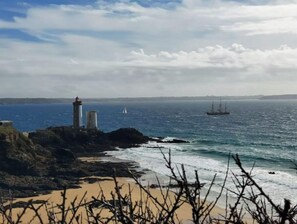 Sun loungers, beach towels