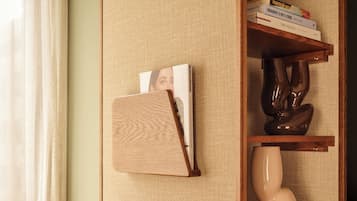 1 bedroom, Egyptian cotton sheets, premium bedding, minibar