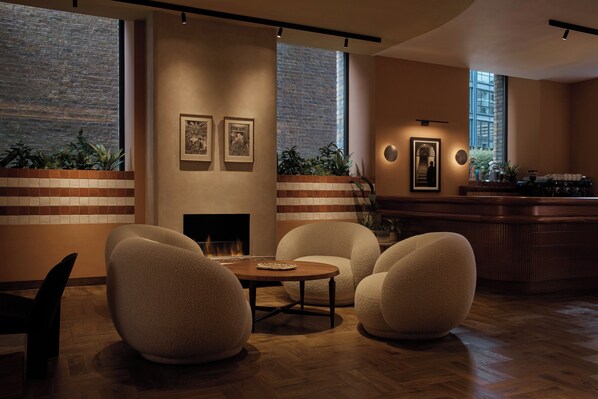 Bar (on property) - Sir Devonshire Square Hotel, part of Sircle Collection (London)