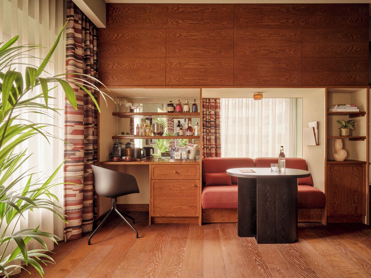 客房 (Sir Residence) | 起居区 | 平板电视