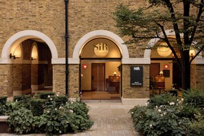 Property entrance - Sir Devonshire Square Hotel, part of Sircle Collection (London)