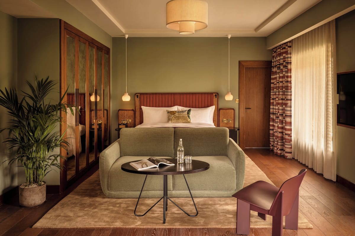 1 bedroom, Egyptian cotton sheets, premium bedding, minibar