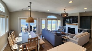 Smart TV, fireplace, video games, DVD player - Amazing Sunsets & Luxury - Soundfront Pet Friendly Oasis w/ Elevator & Hot Tub (Kitty Hawk)